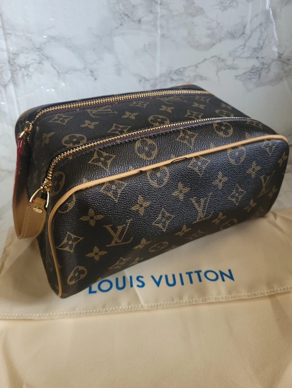Dopp Kit Toiletry Bag - Picture 2 of 6